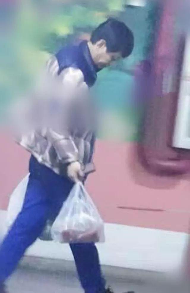解锁智慧,畅谈问答—怎么看待在办公室半天不说一句话的同事呢?